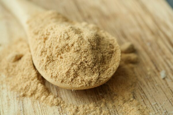 Brewer’s Yeast: Benefits for Middle-Aged Men’s Health and Ingestion Methods