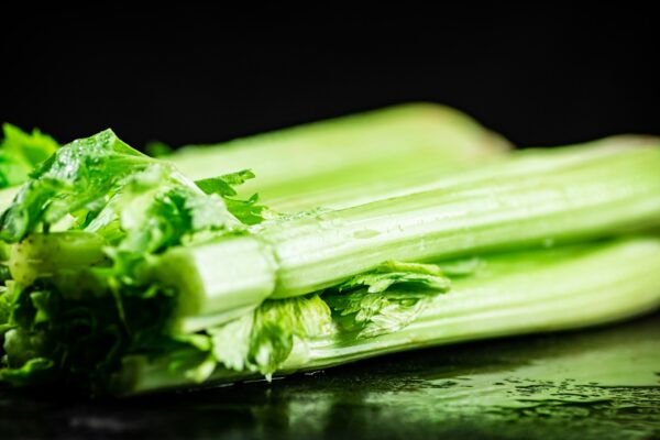 Celery’s Benefits for Middle-Aged Men